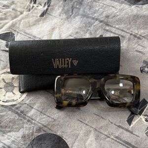 NWOT VALLEY EYEWEAR CEREBRUM TORTISHELL UNISEX GLASSES